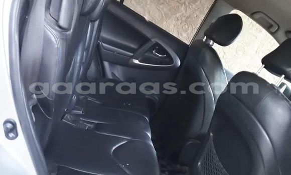 Acheter Occasion Voiture Toyota RAV4 Autre à Dakar, Dakar Acheter Occasion Voiture Toyota RAV4 Autre à Dakar, Dakar