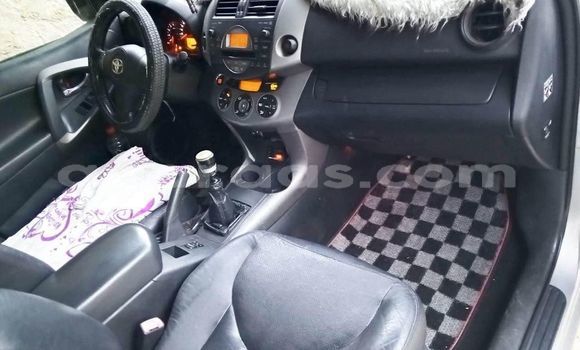 Acheter Occasion Voiture Toyota RAV4 Autre à Dakar, Dakar Acheter Occasion Voiture Toyota RAV4 Autre à Dakar, Dakar