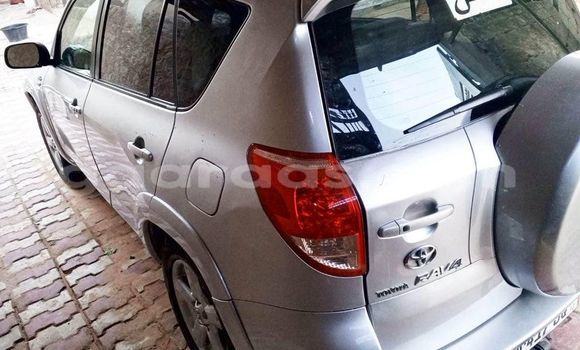 Acheter Occasion Voiture Toyota RAV4 Autre à Dakar, Dakar Acheter Occasion Voiture Toyota RAV4 Autre à Dakar, Dakar