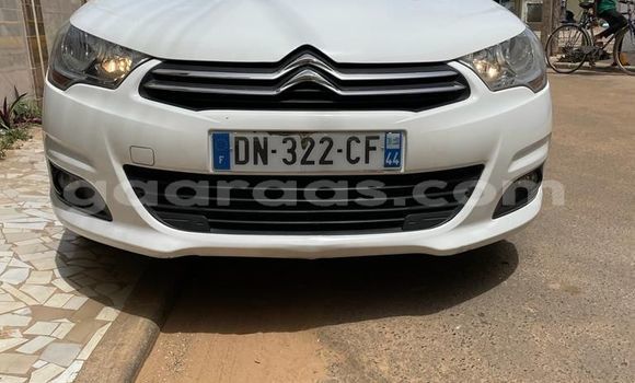 Acheter Import Voiture Citroen C4 Blanc à Dakar, Dakar Acheter Import Voiture Citroen C4 Blanc à Dakar, Dakar