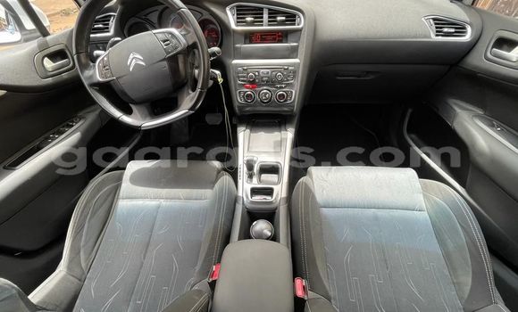 Acheter Import Voiture Citroen C4 Blanc à Dakar, Dakar Acheter Import Voiture Citroen C4 Blanc à Dakar, Dakar