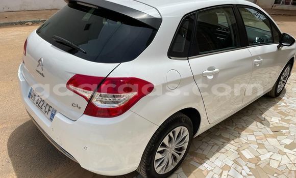 Acheter Import Voiture Citroen C4 Blanc à Dakar, Dakar Acheter Import Voiture Citroen C4 Blanc à Dakar, Dakar