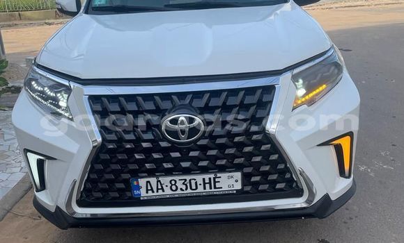 Buy Used Toyota Prado White Car in Dakar in Dakar Buy Used Toyota Prado White Car in Dakar in Dakar