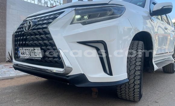 Buy Used Toyota Prado White Car in Dakar in Dakar Buy Used Toyota Prado White Car in Dakar in Dakar