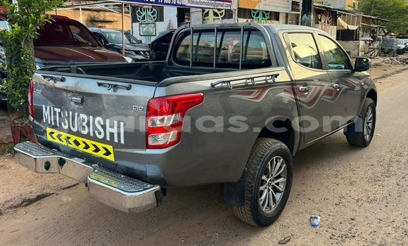 Acheter Import Voiture Mitsubishi L200 Gris à Dakar, Dakar