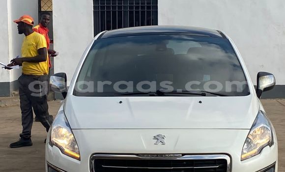 Buy Import Peugeot 3008 White Car in Dakar in Dakar Buy Import Peugeot 3008 White Car in Dakar in Dakar
