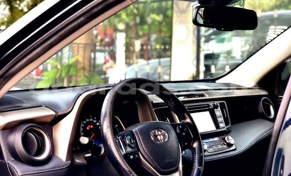 Acheter Import Voiture Toyota RAV4 Noir à Dakar, Dakar Acheter Import Voiture Toyota RAV4 Noir à Dakar, Dakar