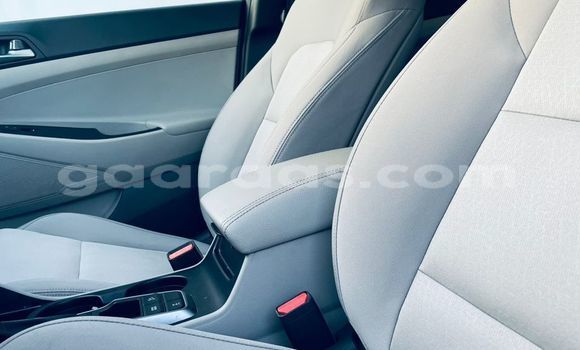 Acheter Import Voiture Hyundai Tucson Gris à Dakar, Dakar Acheter Import Voiture Hyundai Tucson Gris à Dakar, Dakar