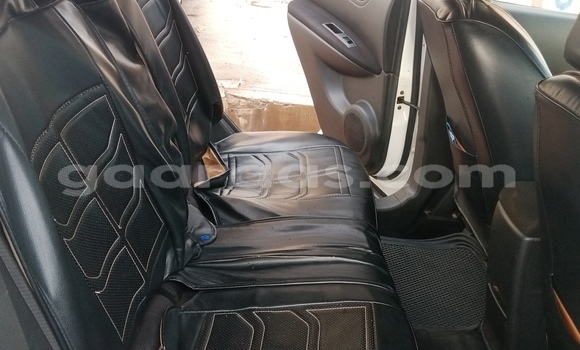 Acheter Occasion Voiture Nissan Rogue Blanc à Mbour, Thies Acheter Occasion Voiture Nissan Rogue Blanc à Mbour, Thies