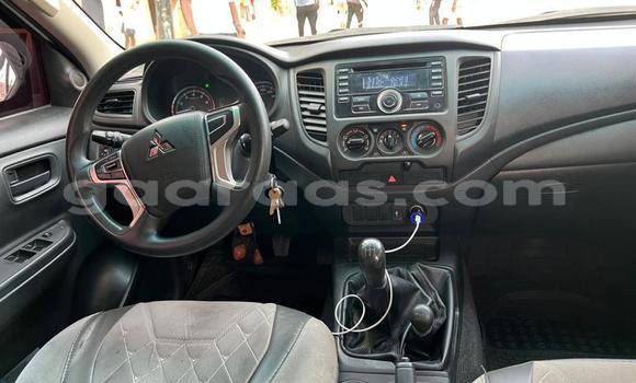 Acheter Occasion Voiture Mitsubishi L200 Blanc à Dakar, Dakar Acheter Occasion Voiture Mitsubishi L200 Blanc à Dakar, Dakar