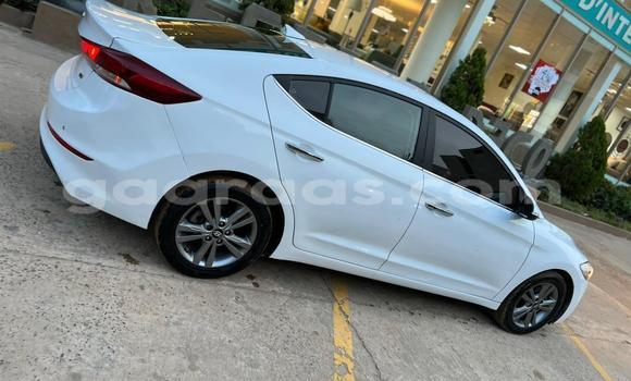 Dieundeu Imported Hyundai Avante White Auto in Dakar in Dakar Dieundeu Imported Hyundai Avante White Auto in Dakar in Dakar
