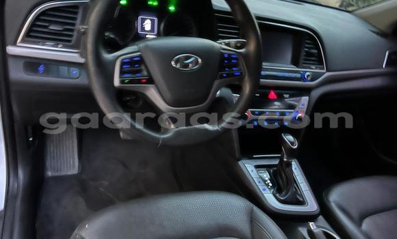 Dieundeu Imported Hyundai Avante White Auto in Dakar in Dakar Dieundeu Imported Hyundai Avante White Auto in Dakar in Dakar