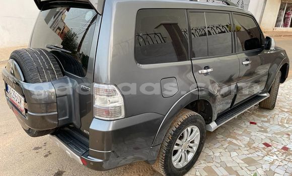 Acheter Occasion Voiture Mitsubishi Pajero Gris à Dakar, Dakar