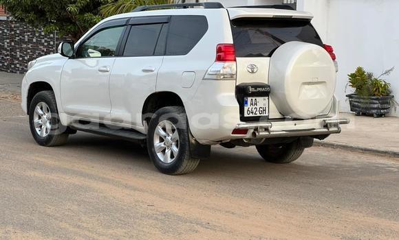Dieundeu Occasion Toyota Prado White Auto in Dakar in Dakar Dieundeu Occasion Toyota Prado White Auto in Dakar in Dakar