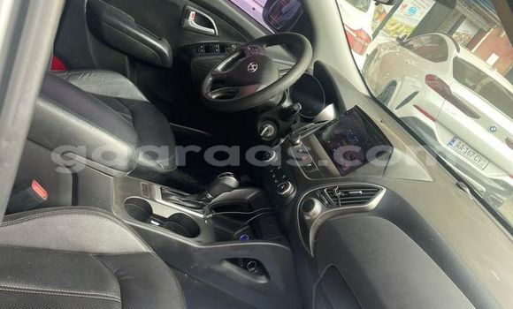 Dieundeu Occasion Hyundai Tucson Silver Auto in Dakar in Dakar Dieundeu Occasion Hyundai Tucson Silver Auto in Dakar in Dakar