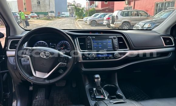 Dieundeu Beess Toyota Highlander Black Auto in Dakar in Dakar Dieundeu Beess Toyota Highlander Black Auto in Dakar in Dakar