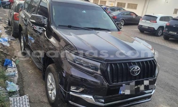 Acheter Occasion Voiture Toyota Prado Noir à Dakar, Dakar Acheter Occasion Voiture Toyota Prado Noir à Dakar, Dakar