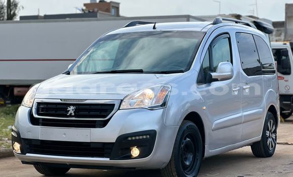 Buy Import Peugeot Partner Silver Car in Dakar in Dakar Buy Import Peugeot Partner Silver Car in Dakar in Dakar