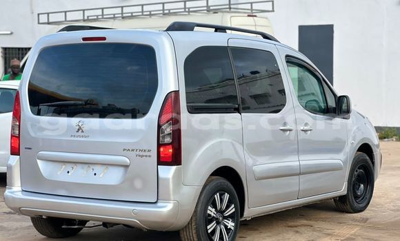 Buy Import Peugeot Partner Silver Car in Dakar in Dakar Buy Import Peugeot Partner Silver Car in Dakar in Dakar