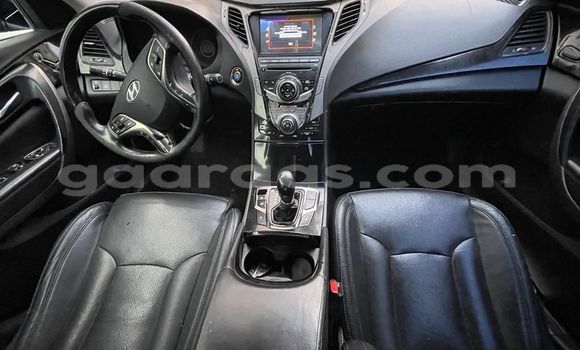 Acheter Occasion Voiture Hyundai Grandeur Noir à Dakar, Dakar Acheter Occasion Voiture Hyundai Grandeur Noir à Dakar, Dakar