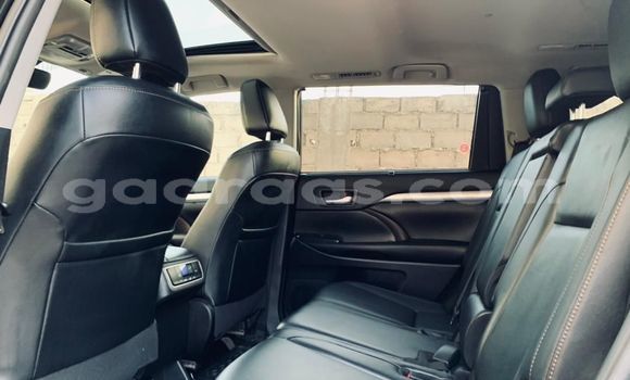 Acheter Import Voiture Toyota Highlander Noir à Dakar, Dakar Acheter Import Voiture Toyota Highlander Noir à Dakar, Dakar