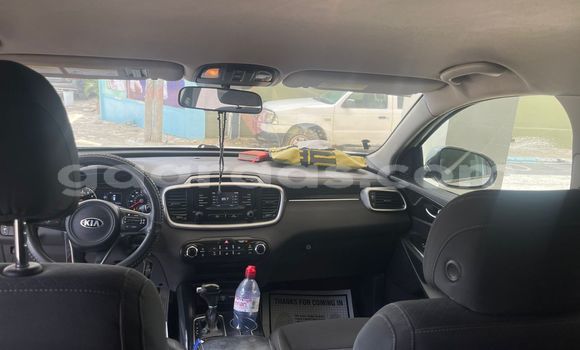 Acheter Occasion Voiture Kia Sorento Blanc à Dakar, Dakar Acheter Occasion Voiture Kia Sorento Blanc à Dakar, Dakar