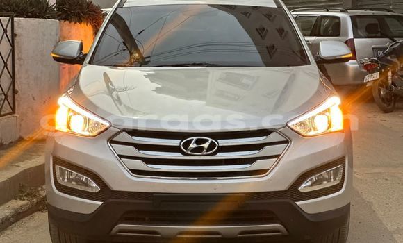 Acheter Import Voiture Hyundai Santa Fe Blanc à Dakar, Dakar Acheter Import Voiture Hyundai Santa Fe Blanc à Dakar, Dakar