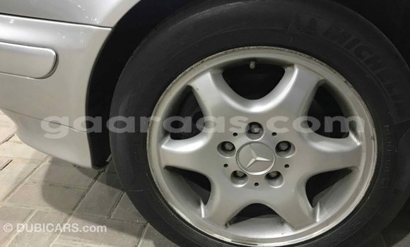 Acheter Import Voiture Mercedes‒Benz 190 (W201) Other à Import - Dubai, Diourbel