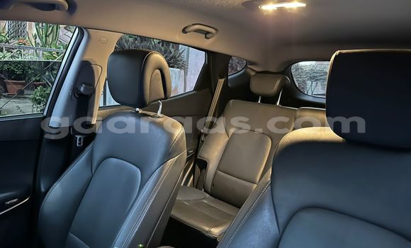 Acheter Import Voiture Hyundai Santa Fe Blanc à Dakar, Dakar Acheter Import Voiture Hyundai Santa Fe Blanc à Dakar, Dakar