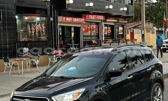 Acheter Import Voiture Ford Escape Noir à Dakar, Dakar Acheter Import Voiture Ford Escape Noir à Dakar, Dakar