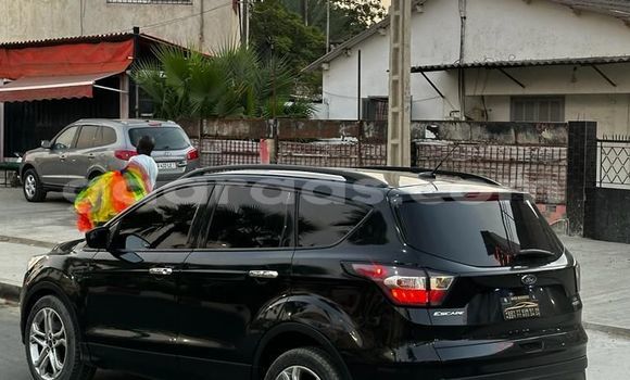 Acheter Import Voiture Ford Escape Noir à Dakar, Dakar Acheter Import Voiture Ford Escape Noir à Dakar, Dakar