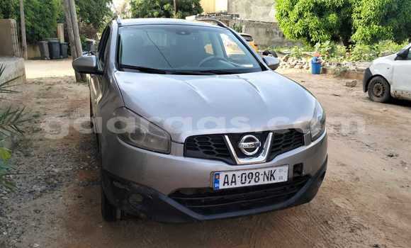 Buy Used Nissan Qashqai Silver Car in Dakar in Dakar