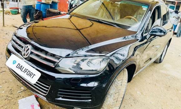 Dieundeu Occasion Volkswagen Touareg Black Auto in Dakar in Dakar Dieundeu Occasion Volkswagen Touareg Black Auto in Dakar in Dakar