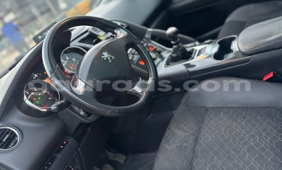 Acheter Import Voiture Peugeot 3008 Gris à Dakar, Dakar Acheter Import Voiture Peugeot 3008 Gris à Dakar, Dakar