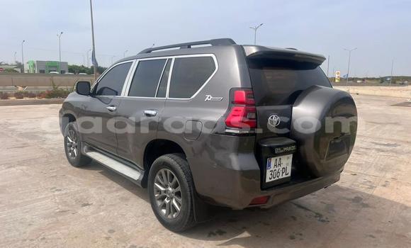 Buy Used Toyota Land Cruiser Silver Car in Dakar in Dakar Buy Used Toyota Land Cruiser Silver Car in Dakar in Dakar
