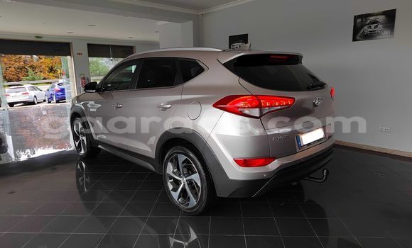 Buy Used Hyundai Tucson Silver Car in Bakel in Tambacounda Buy Used Hyundai Tucson Silver Car in Bakel in Tambacounda