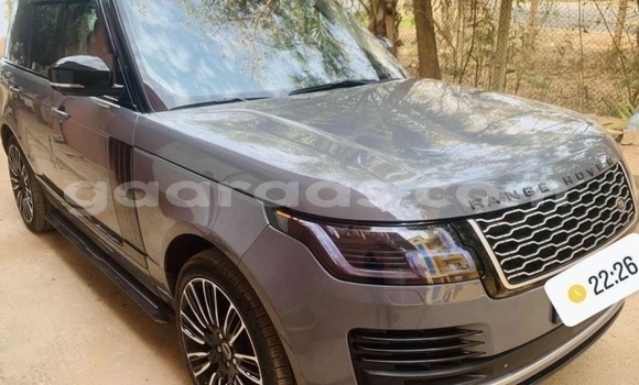 Dieundeu Beess Land Rover Range Rover Vogue Silver Auto in Dakar in Dakar Dieundeu Beess Land Rover Range Rover Vogue Silver Auto in Dakar in Dakar