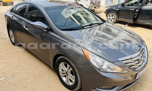 Dieundeu Occasion Hyundai Sonata Silver Auto in Dakar in Dakar Dieundeu Occasion Hyundai Sonata Silver Auto in Dakar in Dakar