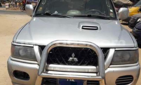 Acheter Occasion Voiture Mitsubishi Nativa Gris à Dakar, Dakar Acheter Occasion Voiture Mitsubishi Nativa Gris à Dakar, Dakar