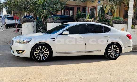 Dieundeu Occasion Kia K7 White Auto in Dakar in Dakar Dieundeu Occasion Kia K7 White Auto in Dakar in Dakar