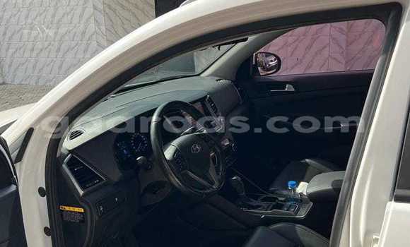 Dieundeu Occasion Hyundai Tucson White Auto in Dakar in Dakar Dieundeu Occasion Hyundai Tucson White Auto in Dakar in Dakar