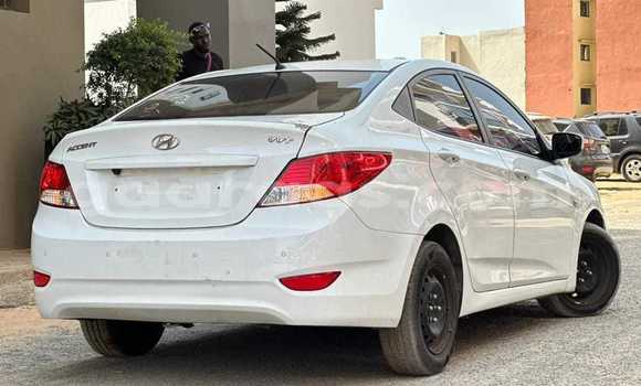 Dieundeu Occasion Hyundai Accent White Auto in Dakar in Dakar Dieundeu Occasion Hyundai Accent White Auto in Dakar in Dakar