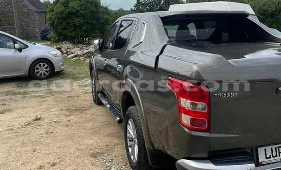 Dieundeu Occasion Mitsubishi L200 Other Auto in Dakar in Dakar Dieundeu Occasion Mitsubishi L200 Other Auto in Dakar in Dakar