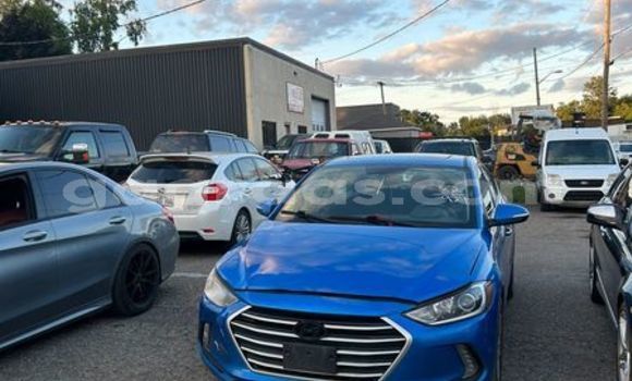 Buy Used Hyundai Elantra Blue Car in Dakar in Dakar