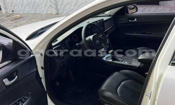 Dieundeu Occasion Kia K5 White Auto in Dakar in Dakar Dieundeu Occasion Kia K5 White Auto in Dakar in Dakar