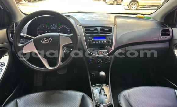 Acheter Import Voiture Hyundai Accent Blanc à Dakar, Dakar Acheter Import Voiture Hyundai Accent Blanc à Dakar, Dakar