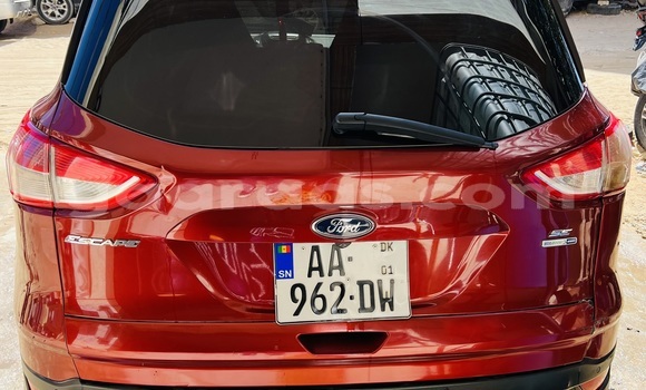 Dieundeu Occasion Ford Escape Red Auto in Dakar in Dakar Dieundeu Occasion Ford Escape Red Auto in Dakar in Dakar