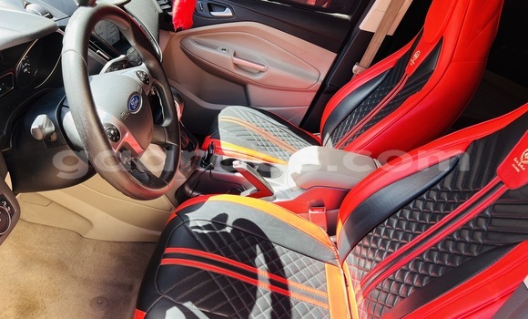 Dieundeu Occasion Ford Escape Red Auto in Dakar in Dakar Dieundeu Occasion Ford Escape Red Auto in Dakar in Dakar