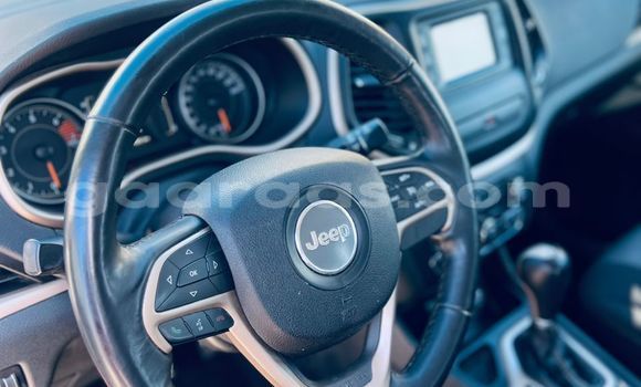 Acheter Occasion Voiture Jeep Cherokee Rouge à Dakar, Dakar Acheter Occasion Voiture Jeep Cherokee Rouge à Dakar, Dakar