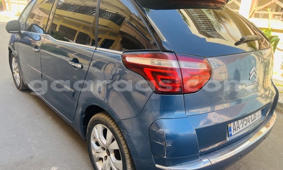 Dieundeu Occasion Citroen C4 Blue Auto in Dakar in Dakar Dieundeu Occasion Citroen C4 Blue Auto in Dakar in Dakar